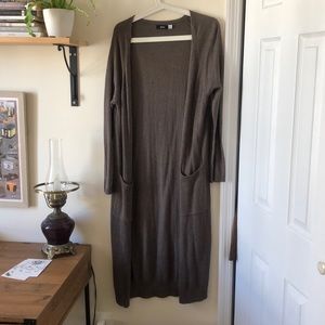 Lightweight long sweater